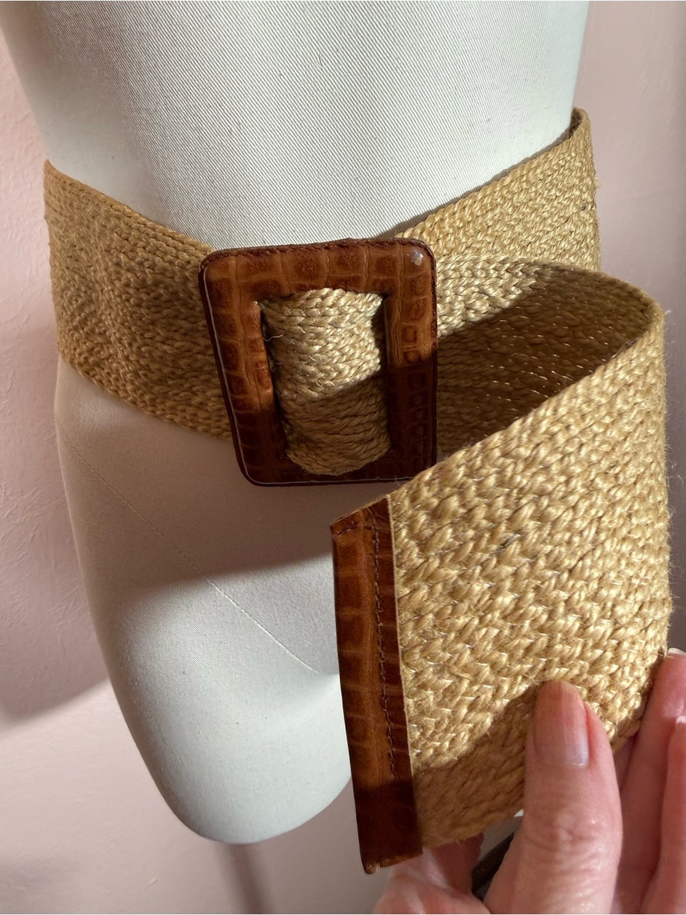 Vintage woven tan oversized wide belt with alligator embossed buckle adjustable